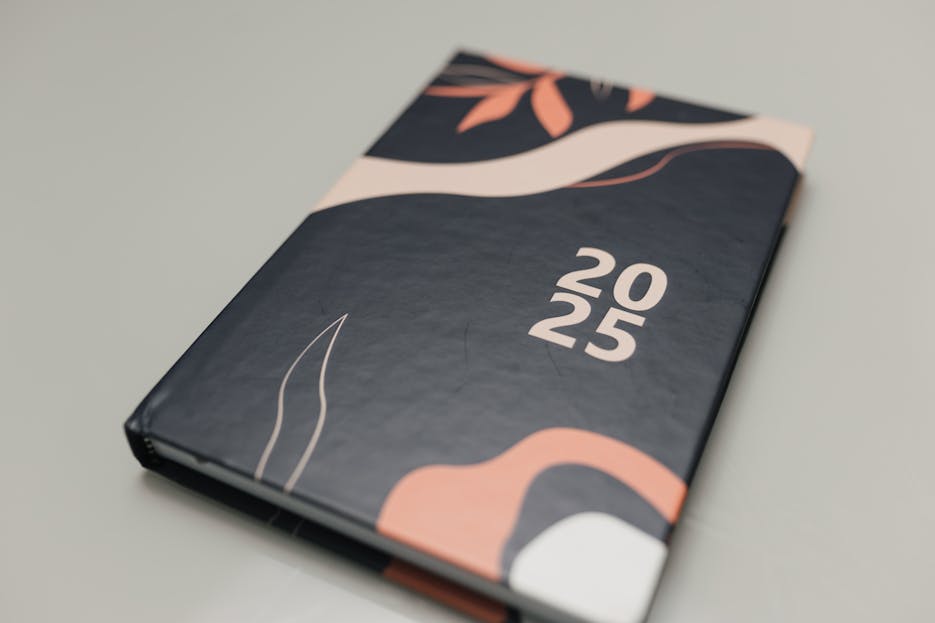 None Company Objectives 2025 Modern 2025 planner featuring an abstract artistic cover. Perfect for organizing the year.